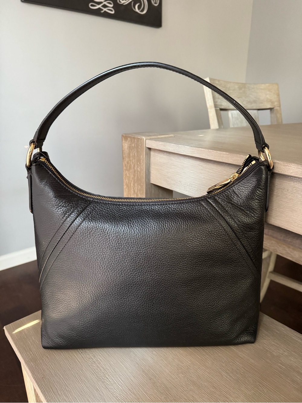 Michael Kors Black Pebbled Leather “Aria” Large Shoulder Bag/Crossbody - Picture 4 of 10